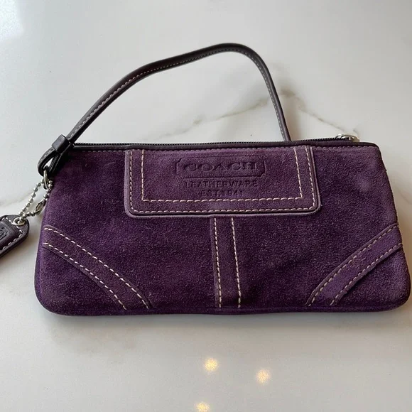 Coach wristlet - Picture 1 of 4